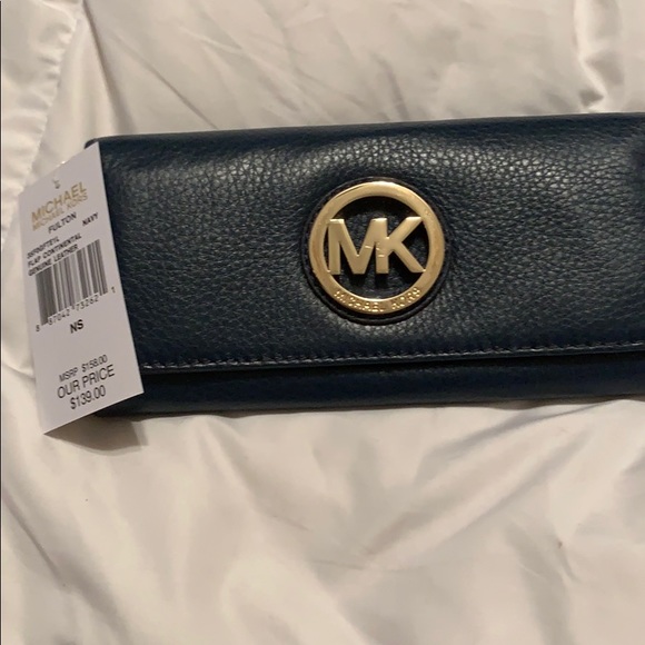 Purse and wallet - Picture 3 of 3